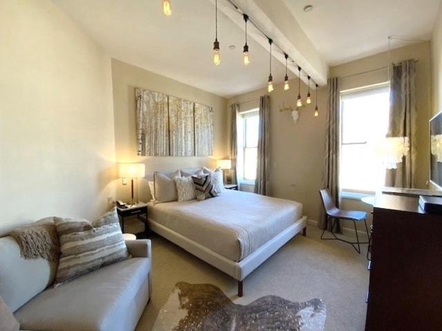 Independence Square 304, Stylish Hotel Room With Downtown Views & Great Location Aspen Bagian luar foto